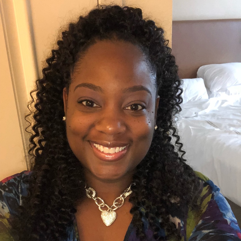 Meet your Posher, Rochelle